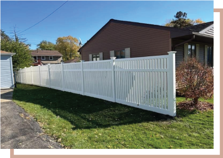 white vinyl fence